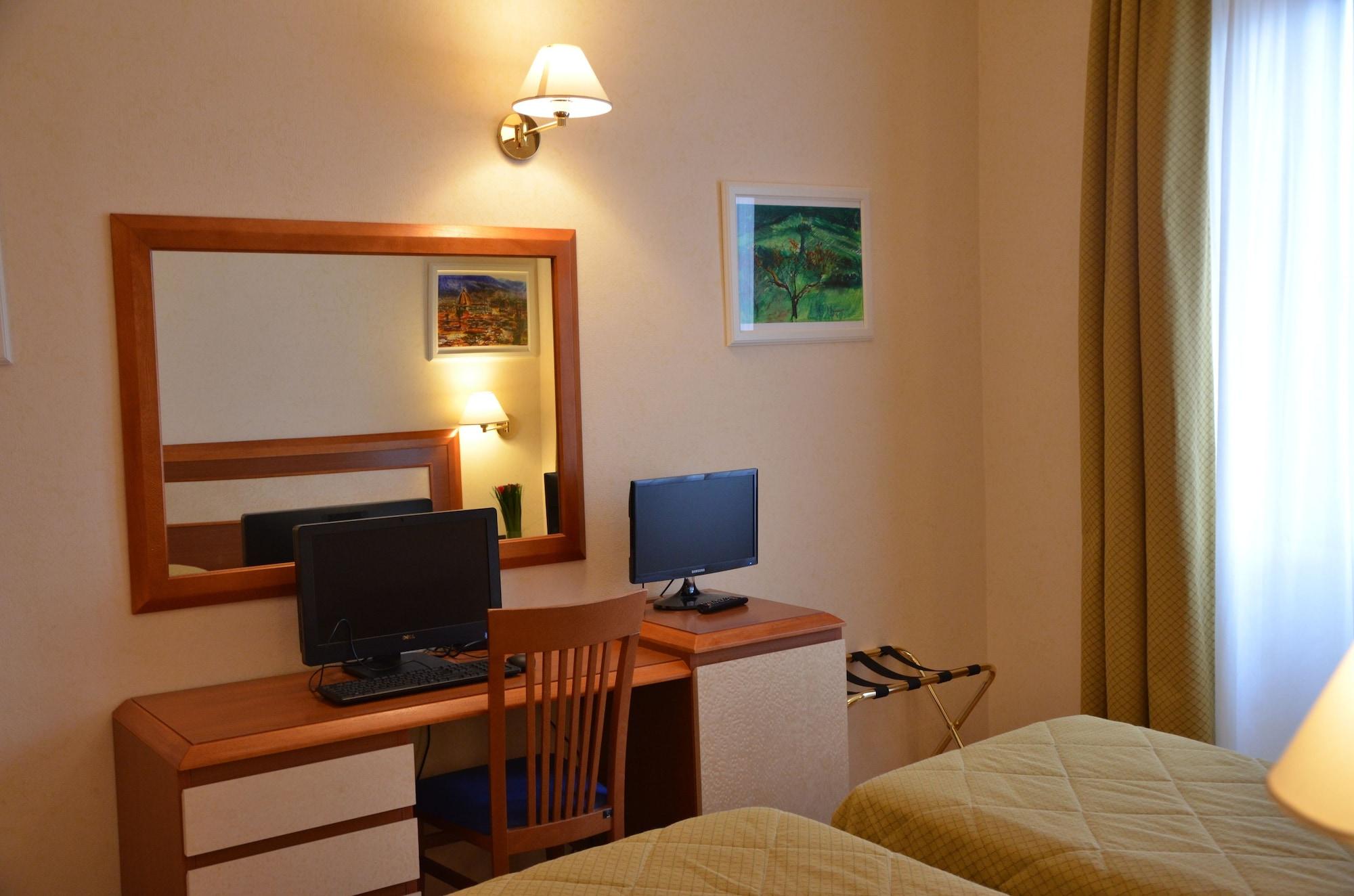 Hotel Mia Cara Firenze Bagian luar foto